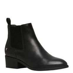 Ravee Black Leather